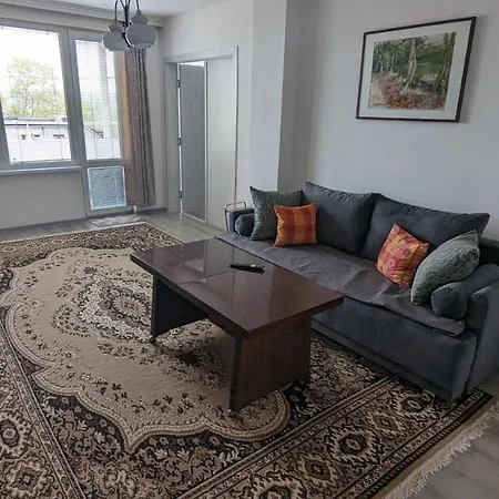 Apartment Roza Warna